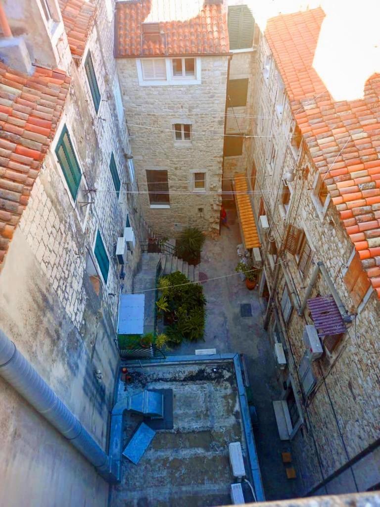 Apartment Venus Of The Palace - New Renovated Split Kültér fotó