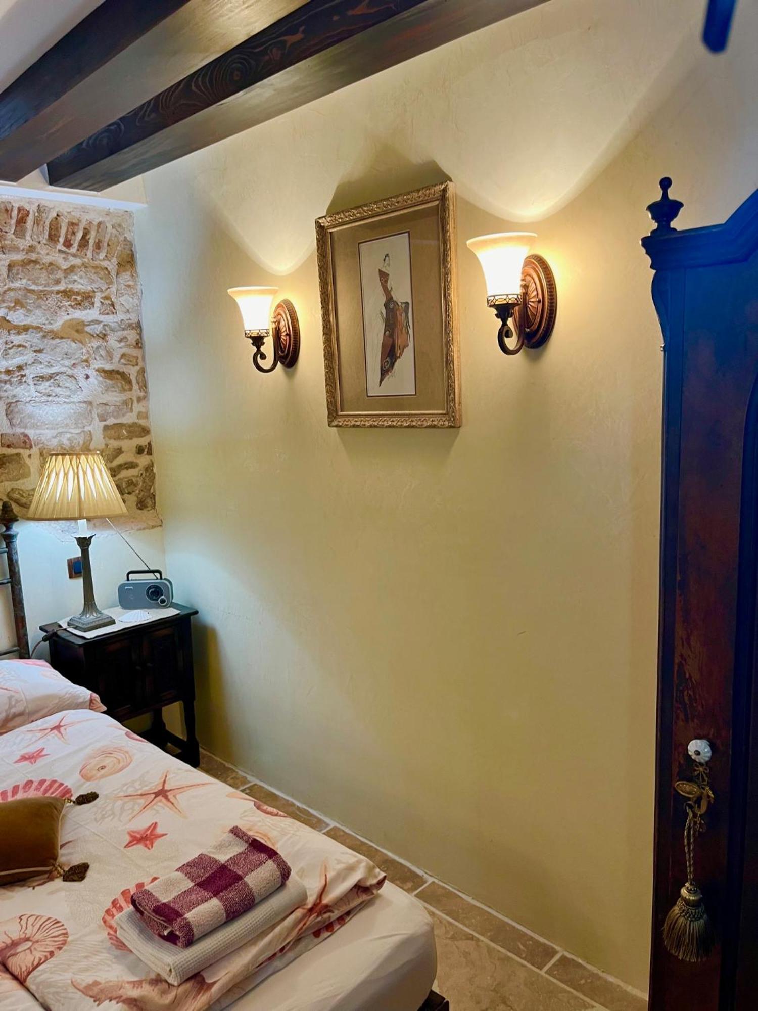 Apartment Venus Of The Palace - New Renovated Split Kültér fotó