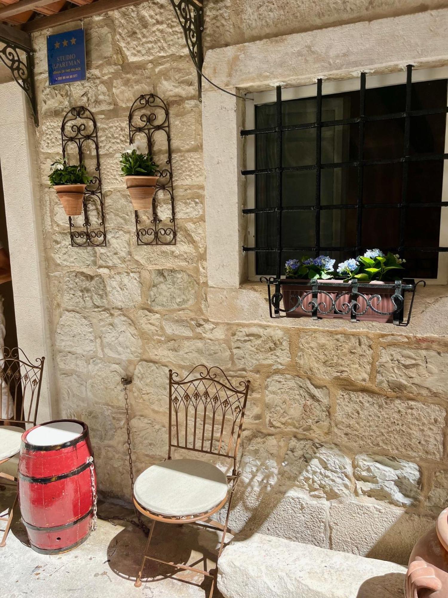 Apartment Venus Of The Palace - New Renovated Split Kültér fotó