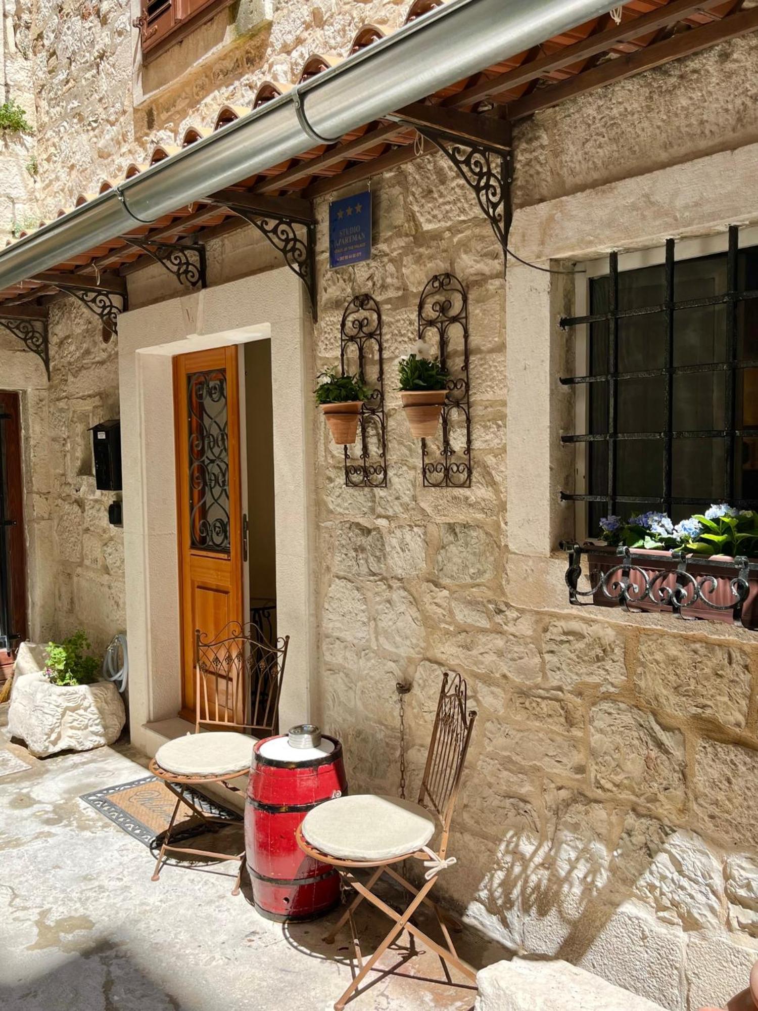 Apartment Venus Of The Palace - New Renovated Split Kültér fotó